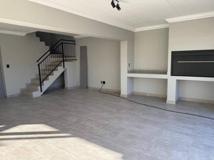3 Bedroom Property for Sale in Brackenfell South Western Cape